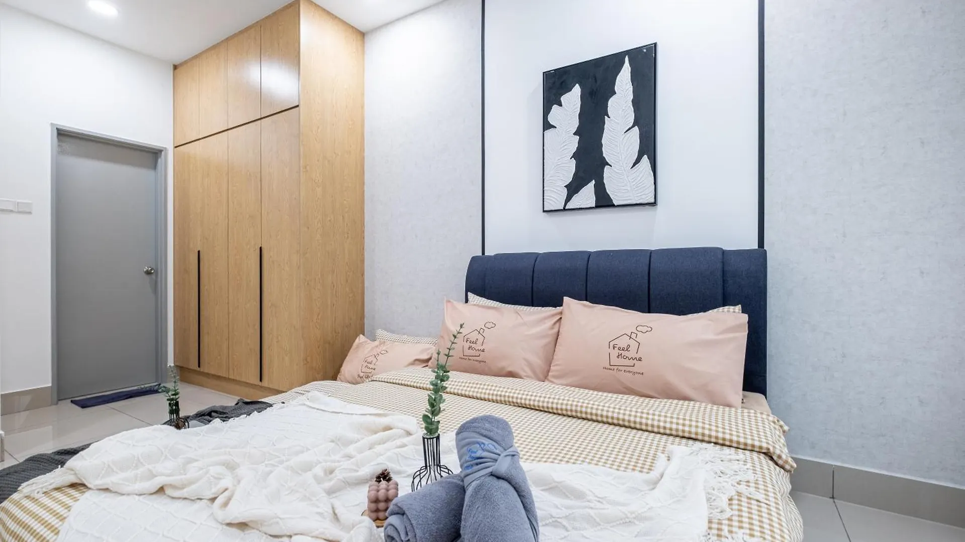 Apartment Rc Residence By Feel Home Malaysia